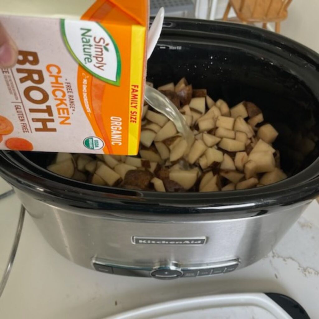 Homemade-Crockpot-Baked-Potato-Soup-3