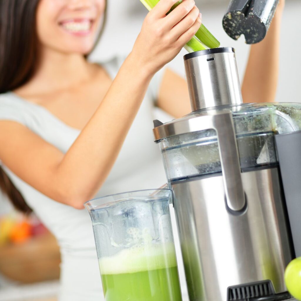 Morning Celery Juice and its Benefits step 2